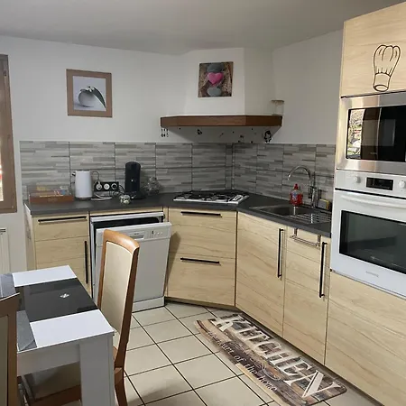 Spacieux 110m2 Avec Terrasse Privative דירה *